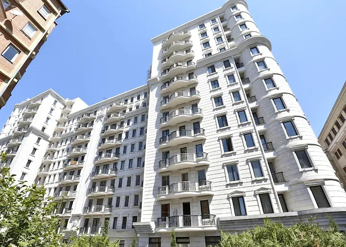 5Bd-5Bth Apartment In Tbilisi City Center